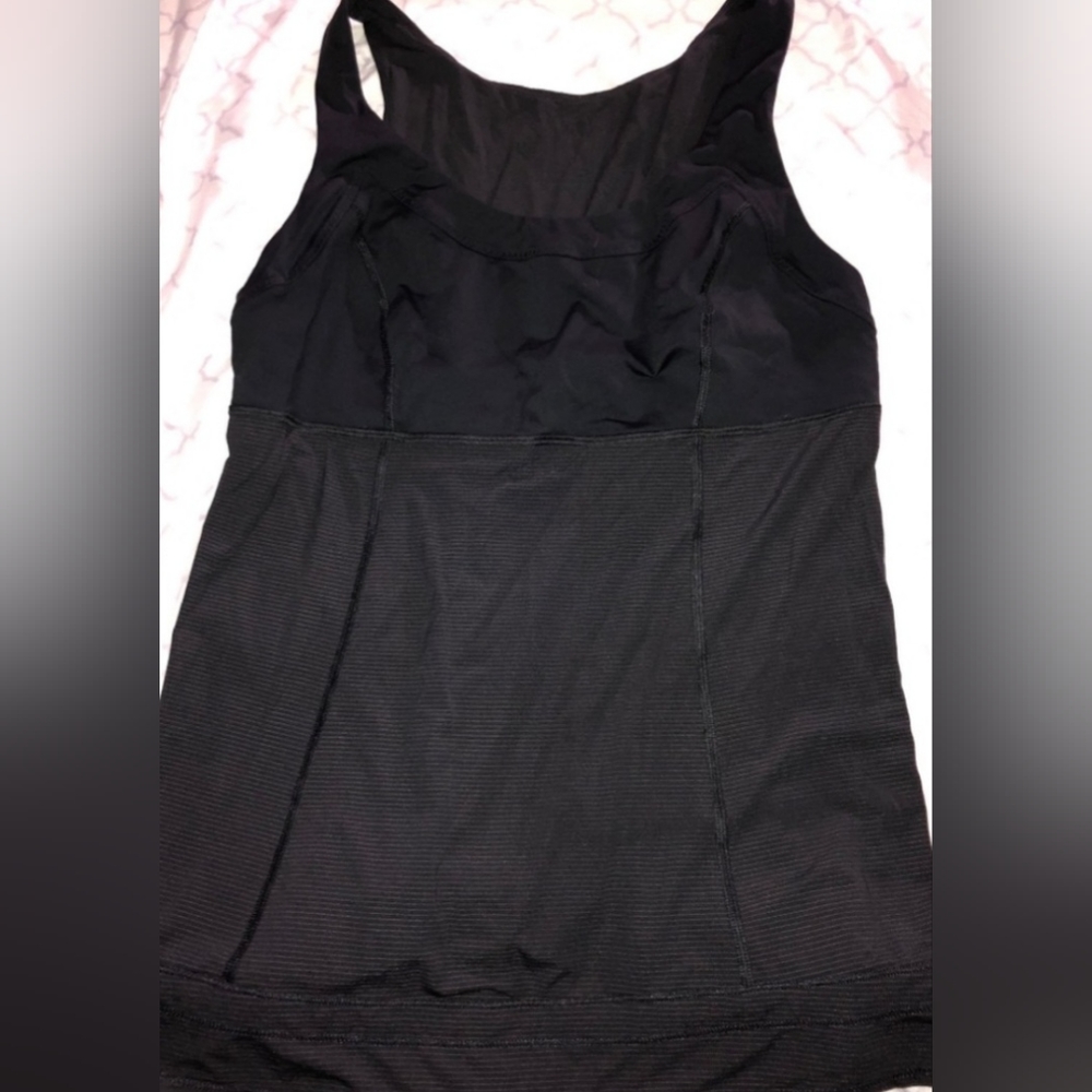 Lululemon tank top